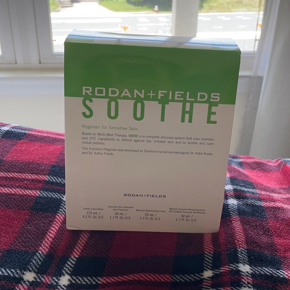 Rodan + Fields soothe regimen. Expiration 9/2022